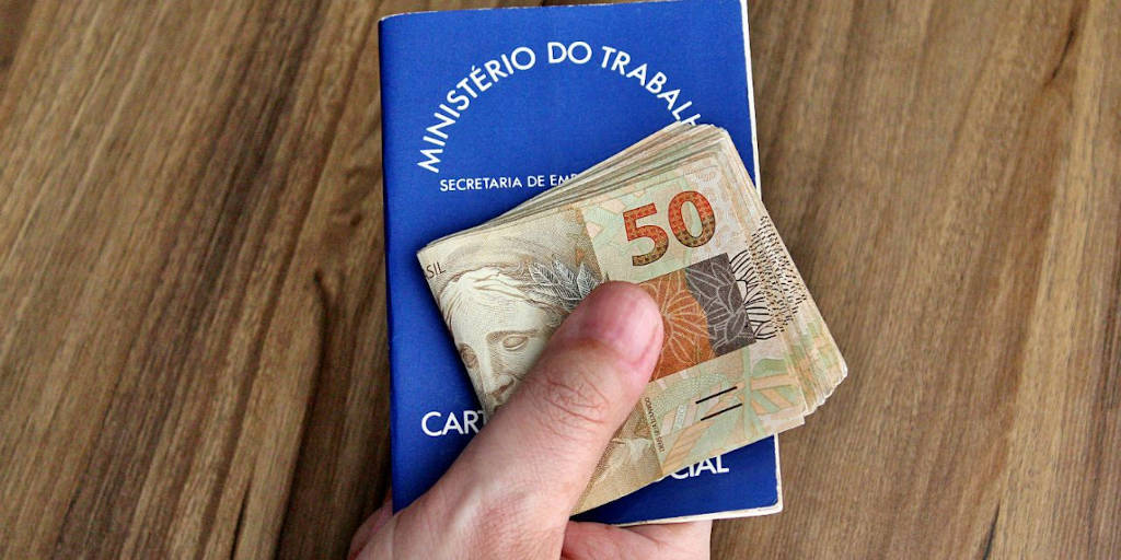 Direito Trabalhista MEI tem direito a férias e 13º salário